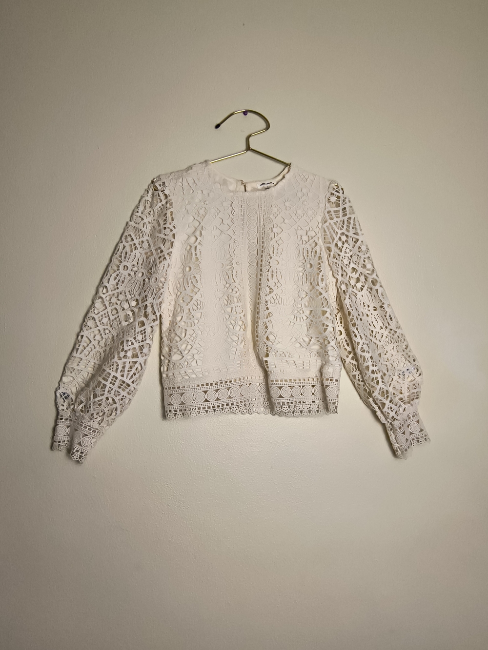 Ultra Pink M Ivory Crochet Lace Blouse